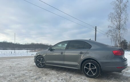 Volkswagen Jetta VI, 2012 год, 1 350 000 рублей, 2 фотография