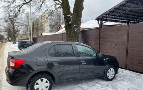 Renault Logan II, 2015 год, 800 000 рублей, 10 фотография