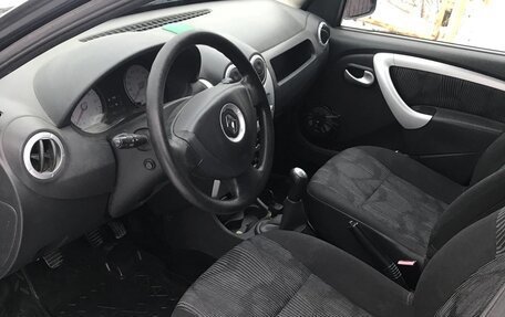 Renault Sandero I, 2010 год, 550 000 рублей, 3 фотография