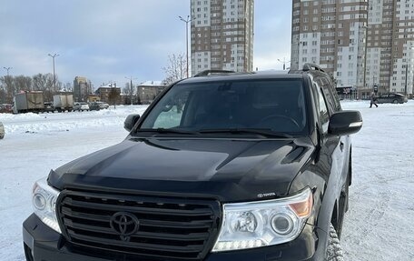 Toyota Land Cruiser 200, 2014 год, 3 990 000 рублей, 1 фотография