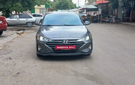 Hyundai Elantra VI рестайлинг, 2018 год, 1 600 000 рублей, 1 фотография