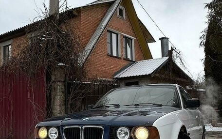 BMW 5 серия, 1991 год, 310 000 рублей, 16 фотография