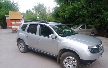 Renault Duster I рестайлинг, 2014 год, 999 999 рублей, 2 фотография