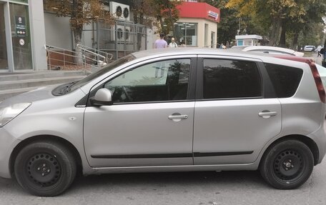 Nissan Note II рестайлинг, 2011 год, 680 000 рублей, 2 фотография