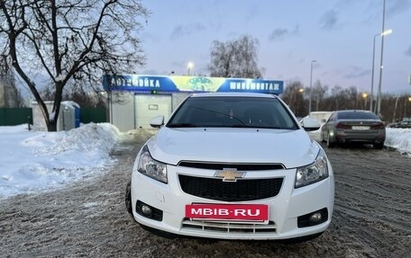 Chevrolet Cruze II, 2011 год, 750 000 рублей, 2 фотография