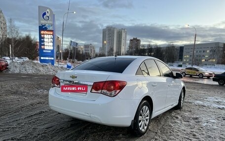 Chevrolet Cruze II, 2011 год, 750 000 рублей, 5 фотография