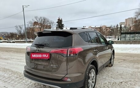 Toyota RAV4, 2016 год, 2 780 000 рублей, 11 фотография