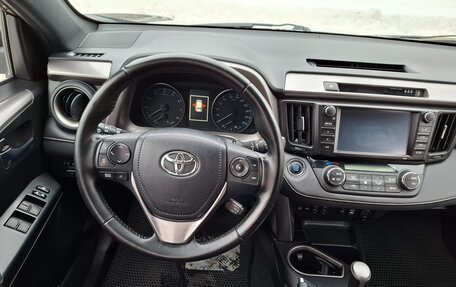 Toyota RAV4, 2016 год, 2 780 000 рублей, 18 фотография