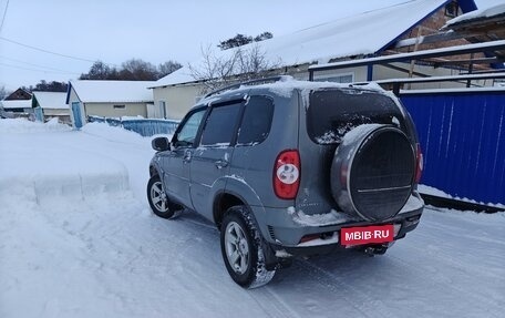 Chevrolet Niva I рестайлинг, 2011 год, 620 000 рублей, 4 фотография