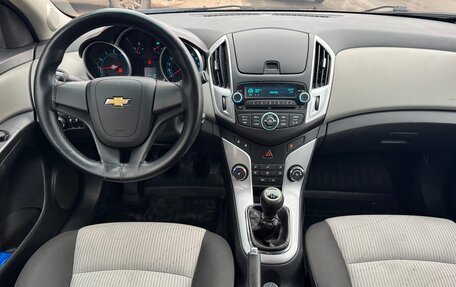 Chevrolet Cruze II, 2013 год, 715 000 рублей, 7 фотография