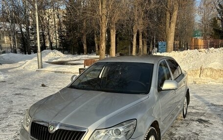 Skoda Octavia, 2010 год, 990 000 рублей, 2 фотография