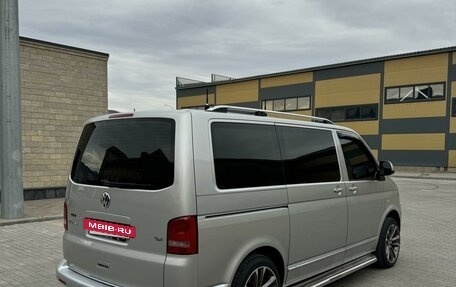 Volkswagen Multivan T5, 2010 год, 2 100 000 рублей, 5 фотография