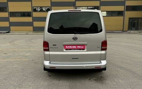 Volkswagen Multivan T5, 2010 год, 2 100 000 рублей, 4 фотография