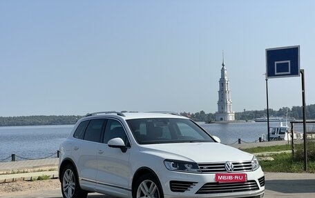 Volkswagen Touareg III, 2016 год, 4 000 000 рублей, 3 фотография