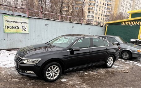 Volkswagen Passat B8 рестайлинг, 2017 год, 2 400 000 рублей, 2 фотография