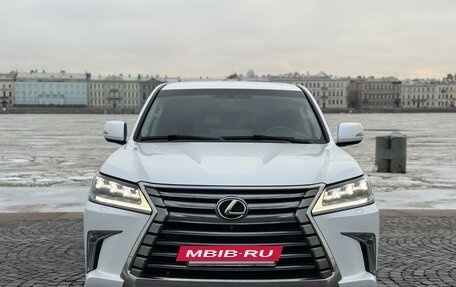 Lexus LX III, 2017 год, 7 690 000 рублей, 3 фотография