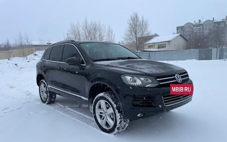 Volkswagen Touareg III, 2011 год, 2 200 000 рублей, 6 фотография