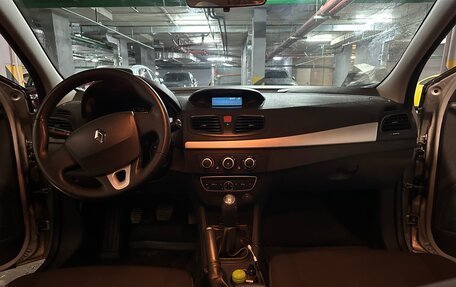 Renault Fluence I, 2011 год, 630 000 рублей, 24 фотография