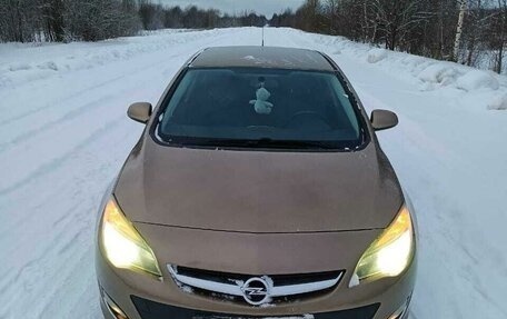 Opel Astra J, 2012 год, 900 000 рублей, 2 фотография