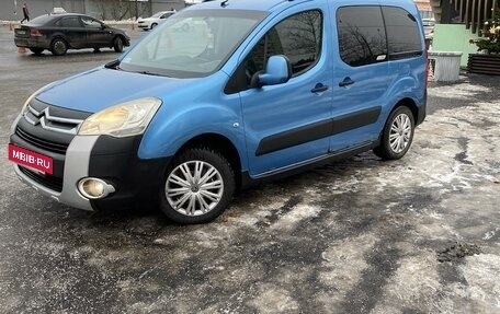 Citroen Berlingo II рестайлинг, 2011 год, 720 000 рублей, 2 фотография