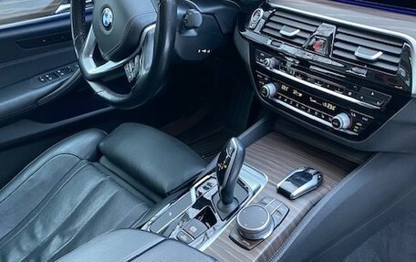 BMW 5 серия, 2018 год, 3 600 000 рублей, 11 фотография