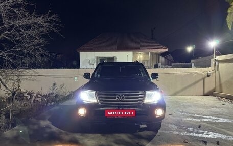 Toyota Land Cruiser 200, 2014 год, 5 100 000 рублей, 3 фотография