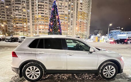 Volkswagen Tiguan II, 2017 год, 2 050 000 рублей, 11 фотография