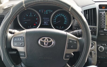 Toyota Land Cruiser 200, 2008 год, 2 999 999 рублей, 7 фотография