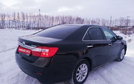 Toyota Camry, 2011 год, 2 169 000 рублей, 10 фотография