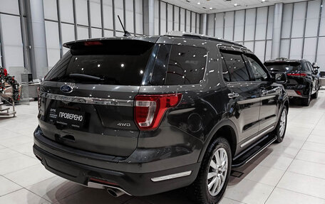 Ford Explorer VI, 2018 год, 2 850 000 рублей, 9 фотография