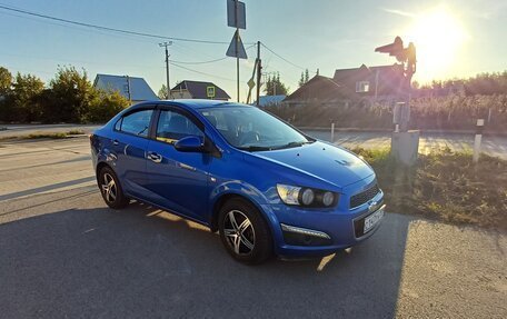 Chevrolet Aveo III, 2012 год, 800 000 рублей, 3 фотография