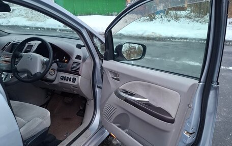 Mitsubishi Grandis, 2003 год, 950 000 рублей, 8 фотография