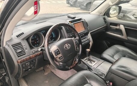 Toyota Land Cruiser 200, 2011 год, 3 690 000 рублей, 22 фотография