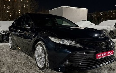 Toyota Camry, 2018 год, 2 650 000 рублей, 1 фотография