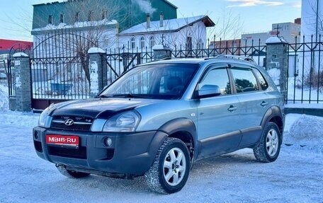 Hyundai Tucson III, 2005 год, 998 000 рублей, 1 фотография