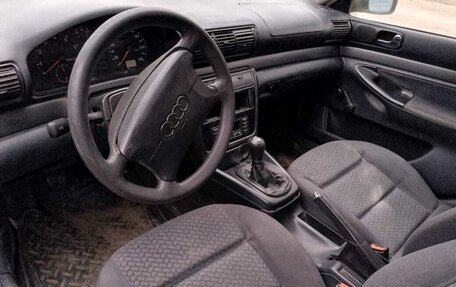 Audi A4, 1995 год, 225 000 рублей, 5 фотография