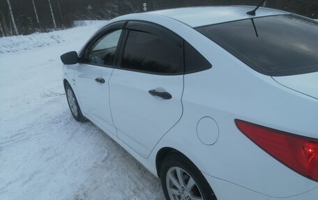 Hyundai Solaris II рестайлинг, 2014 год, 930 000 рублей, 5 фотография