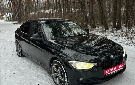 BMW 3 серия, 2013 год, 1 750 000 рублей, 10 фотография