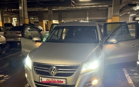 Volkswagen Tiguan I, 2010 год, 1 000 000 рублей, 3 фотография