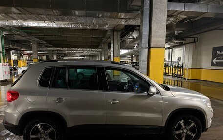 Volkswagen Tiguan I, 2010 год, 1 000 000 рублей, 18 фотография