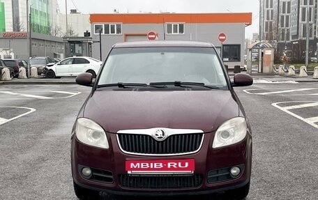 Skoda Fabia II, 2010 год, 450 000 рублей, 2 фотография