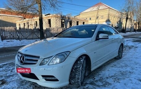 Mercedes-Benz E-Класс, 2012 год, 1 750 000 рублей, 10 фотография