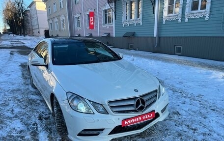 Mercedes-Benz E-Класс, 2012 год, 1 750 000 рублей, 7 фотография