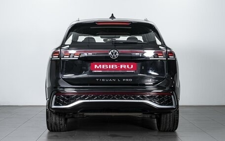 Volkswagen Tiguan, 2024 год, 5 999 000 рублей, 4 фотография