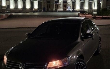 Volkswagen Passat B7, 2012 год, 1 299 999 рублей, 7 фотография