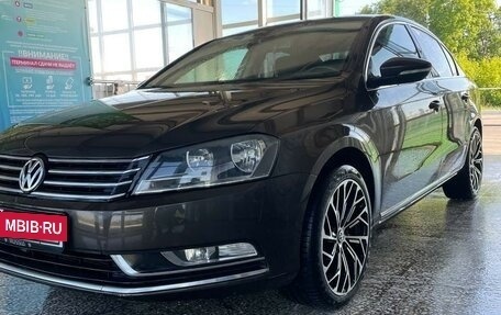 Volkswagen Passat B7, 2012 год, 1 299 999 рублей, 3 фотография