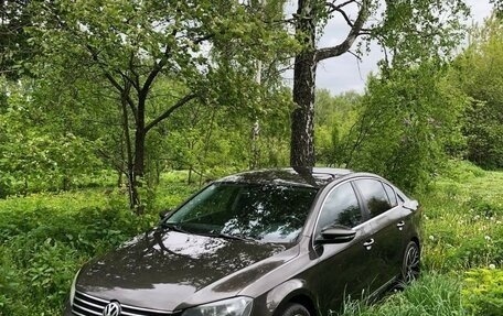 Volkswagen Passat B7, 2012 год, 1 299 999 рублей, 6 фотография