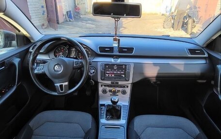 Volkswagen Passat B7, 2012 год, 1 299 999 рублей, 17 фотография