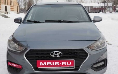 Hyundai Solaris II рестайлинг, 2017 год, 1 184 000 рублей, 2 фотография