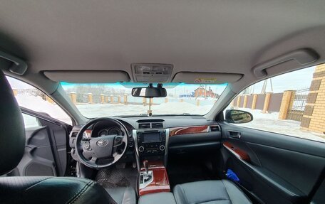 Toyota Camry, 2013 год, 1 700 000 рублей, 14 фотография